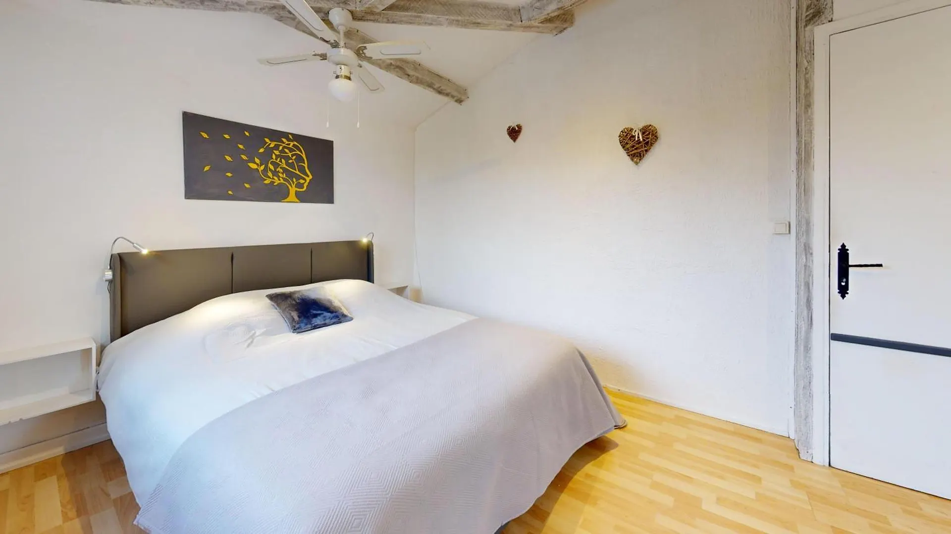 Le Clos Des Dryades G Vers  Vers (Lot)